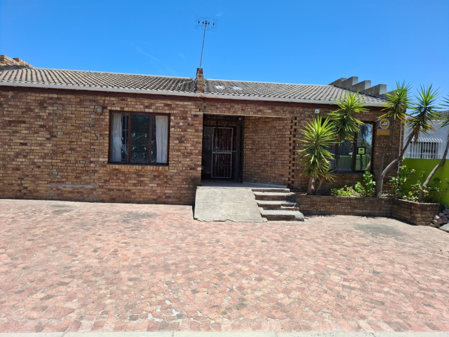 2 Bedroom Property for Sale in Windsor Park Western Cape